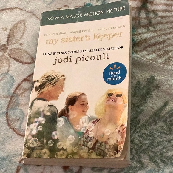 My Sister’s Keeper by Jodi Picoult - Picture 1 of 4